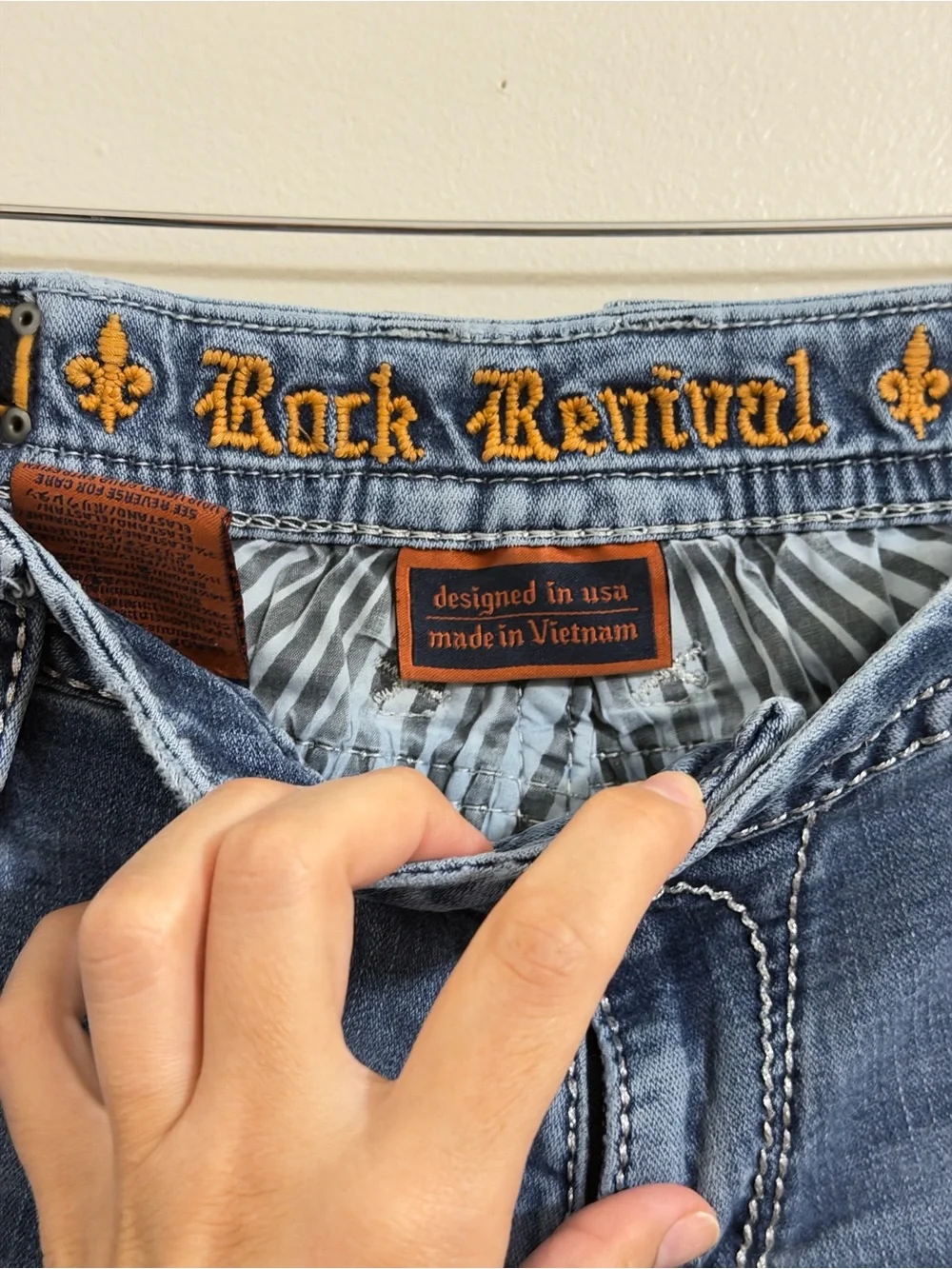 Rock Revival Jean Easy BootCut Retro City Luxury Haines Women EUC Size 36